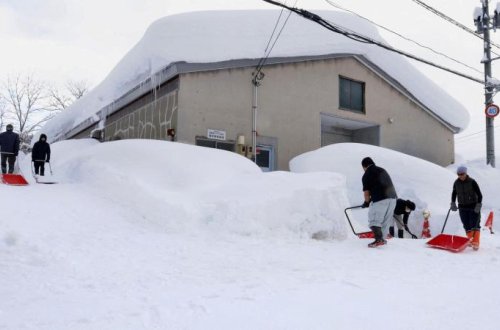 Yaponiyada sərt qış şəraiti səbəbindən ölənlərin sayı 35-ə çatıb