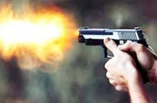 Bakıda liseydə dəhşət: Şagird müəllimi güllələdi