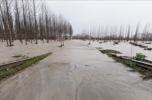 İspaniyada leysan yağışlar səbəbindən 5500 insan evlərindən təxliyə edilib