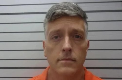 189 insanın meyitini evində gizlətdi - ABŞ-də dəhşət