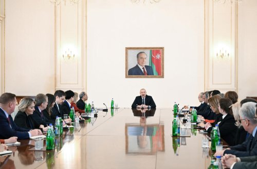 Prezident İlham Əliyev ABŞ Ticarət Palatasının nümayəndə heyətini qəbul edib - FOTO