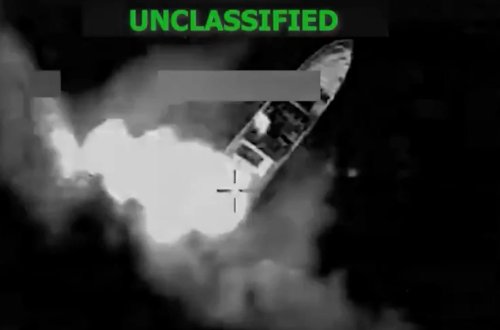 ABŞ: Narkotik daşıyan gəmini vurduq, iki nəfər öldü