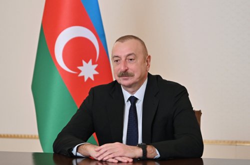 Prezidentin Venslə məhdud tərkibli görüşü başladı