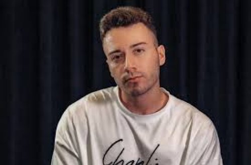 İstanbulda antinarkotik əməliyyatı: Türkiyəli fenomen Enes Batur hava limanında saxlanıldı