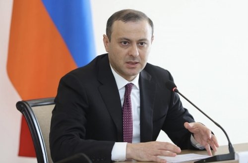 Armen Qriqoryan Azərbaycanın vətəndaş cəmiyyəti nümayəndələri ilə görüşüb