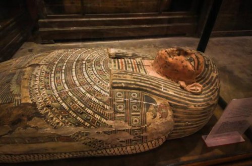 Alimlər Qədim Misir mumiyalarını qoxlamağa başladılar