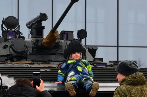 Ukrayna əhalisi təhlükə altındadır: Əsgərlərin sperması dondurulur