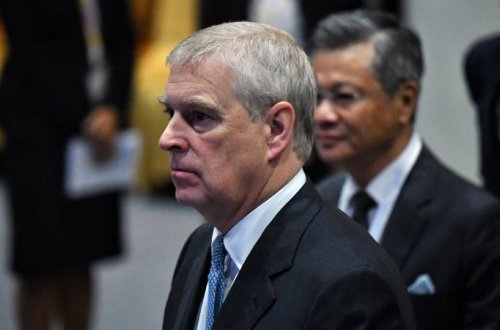 İngiltərə kralı Çarlzın qardaşı şahzadə Endryu azadlığa buraxılıb