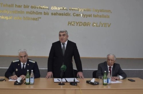 Qubanın icra başçısı bir güllə ilə iki dovşan vurdu – FOTO