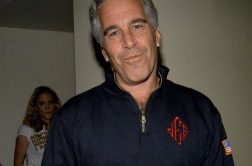 Epşteynin fotoşəkillərini və kompüterlərini saxladığı gizli yer tapılıb