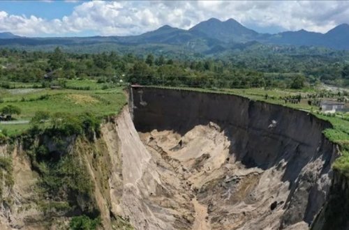 İndoneziyadakı nəhəng çuxurun eni 30 min kvadratmetri keçib