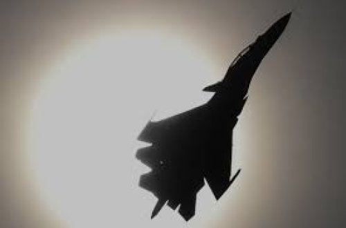 Qazaxıstanda Su-30 təlim zamanı qəzaya uğrayıb, ekipaj üzvləri sağ qalıb