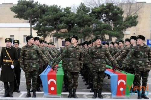 Hərbi xidmətə qəbulla bağlı yeni QƏRAR