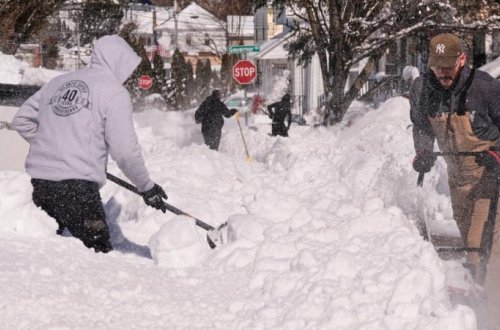 ABŞ-da qar fırtınası həyatı dayandırıb