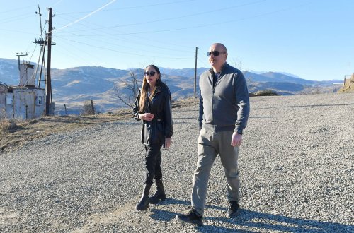 İlham Əliyev Xocalı Soyqırımı Memorialının açılışında