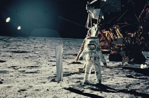 NASA Aya astronavt göndərilməsini bir il təxirə saldı