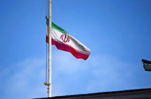 İranda Xameneinin ölümü ilə bağlı qırx günlük milli matəm elan olundu