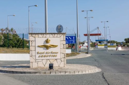 İran Britaniyanın Kiprdəki aviabazasına dron zərbəsi endirib