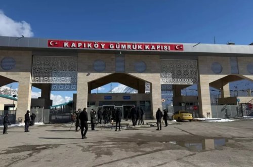 Türkiyə İranla sərhədi bağladı