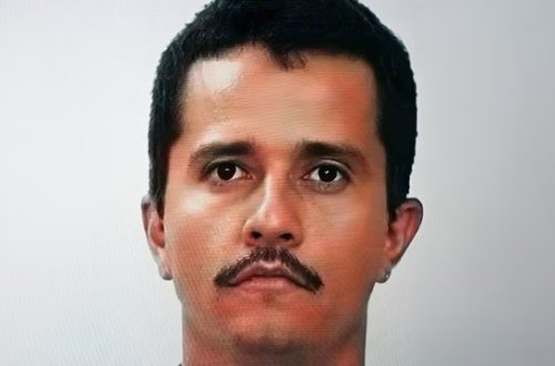 Narkobaron qızıl tabutda dəfn edilib