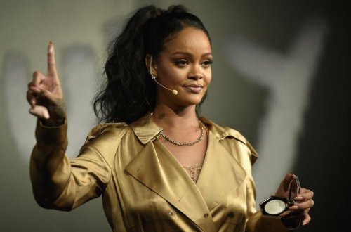 Rihannanın malikanəsi gülləbaran edildi