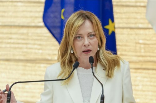 Meloni ABŞ və İsrailin İrana hücumlarını nə qınadığını, nə də təsdiqlədiyini bildirib