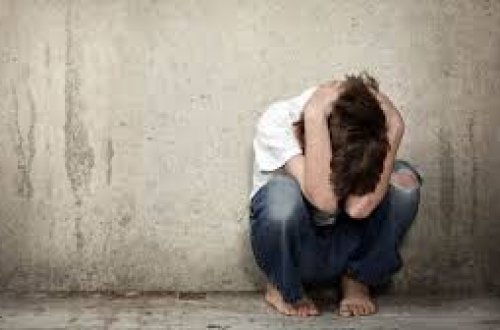 Məktəbdə uşağı döyənlər bu qədər CƏRİMƏLƏNƏCƏK