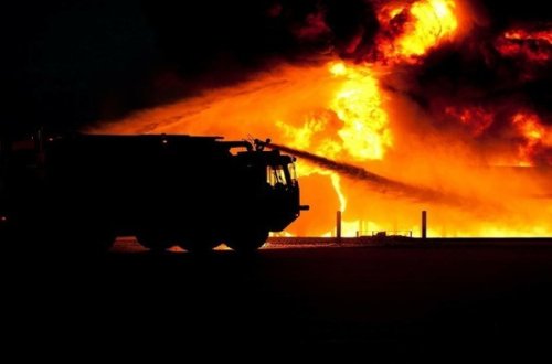 Ukrayna Ordusu Rusiyada neft bazasına zərbə endirib