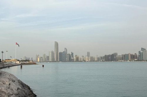 BƏƏ-də ballistik raketin qəlpələri bir nəfərin həyatına son qoyub