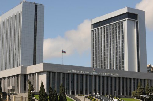 Narkoloji xəstələrin fəaliyyətinə məhdudiyyət qoyulan işlərə qəbul qaydaları sərtləşdirilir