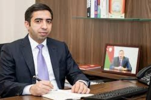 Zaur Əliyevin ətrafında müəmmalı vəziyyət: Vəzifədən gedir, yoxsa həbsə girir?