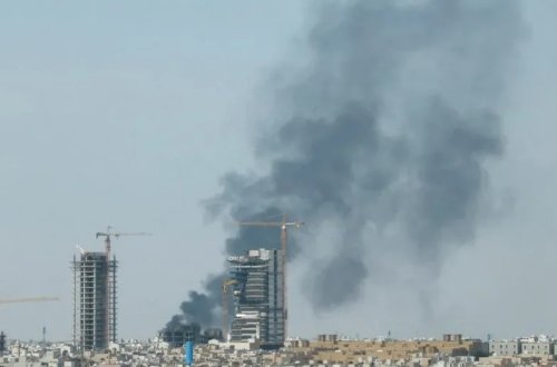 Əbu-Dabiyə raket hücumu nəticəsində beş nəfər yaralanıb