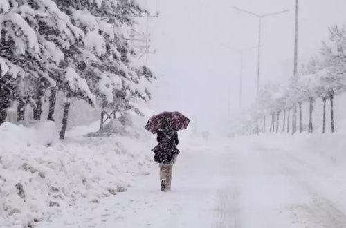 Bu ərazilərə güclü qar yağıb