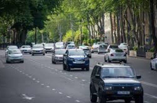 Gürcüstanda sürücülük vəsiqələrinin qanunsuz verildiyi aşkarlanıb