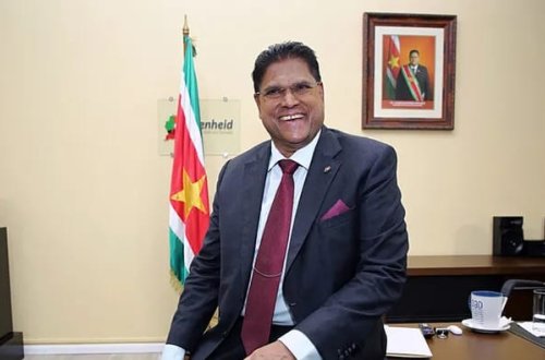 Surinamın keçmiş prezidenti Santoxi vəfat edib