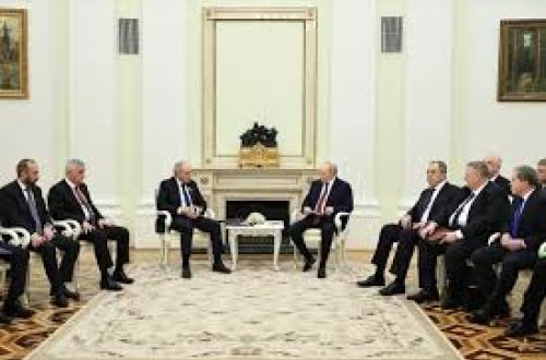 Paşinyan Moskvaya səfərini çox uğurlu adlandırıb