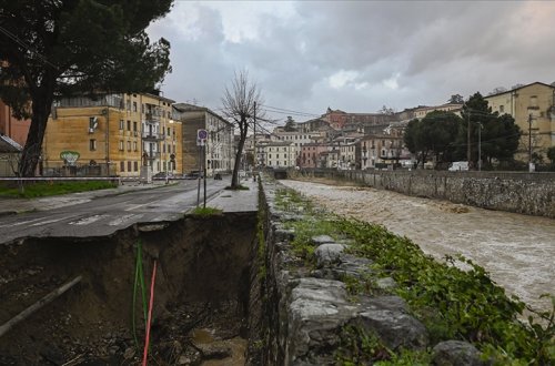 İtaliyada leysan yağışları daşqınlara səbəb olub