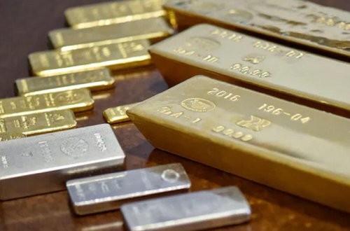 Qızıl bahalaşıb, gümüş isə ucuzlaşdı