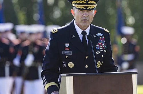 ABŞ komandirinin əlamətdar vida mesajı: Ordu cəsarətli liderlərə layiqdir