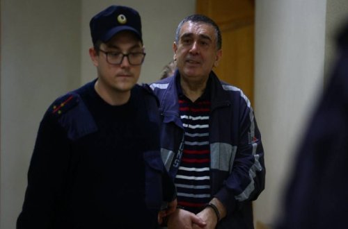 Prokuror Şahin Şıxlinski və oğluna 9 il həbs cəzası istəyib