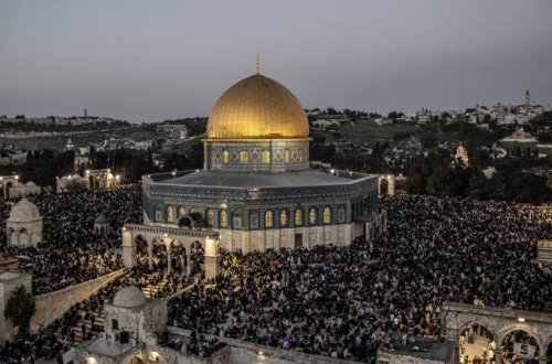 Əl-Əqsa məscidi 41 gündən sonra yenidən ibadət üçün açılıb