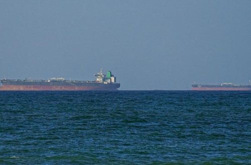 İran mina riskinə görə Hörmüz boğazından keçən gəmilərə alternativ marşrut təyin edib