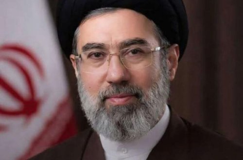 Xamenei: Biz müharibə istəmirik, Hörmüz boğazına nəzarət edəcəyik