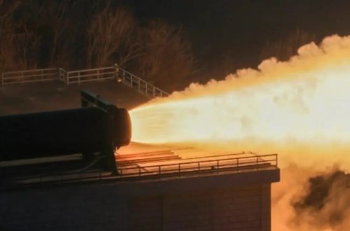 Şimali Koreya müharibə məşqi keçirir: Hədəfləri külə çevirən raket