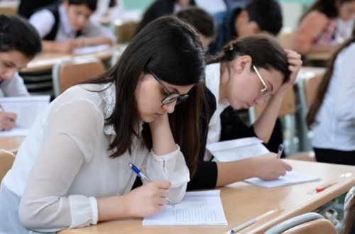 Bu gün 53 minə yaxın şagird buraxılış imtahanı verəcək