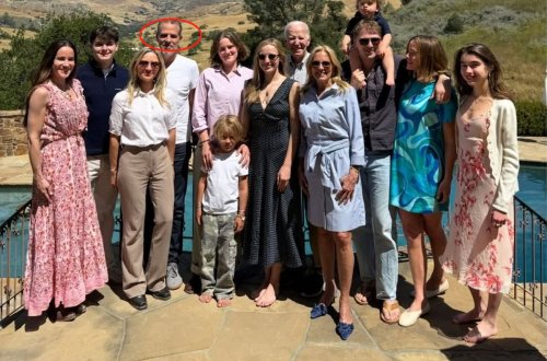 Baydenin oğlu ABŞ-ı tərk edib