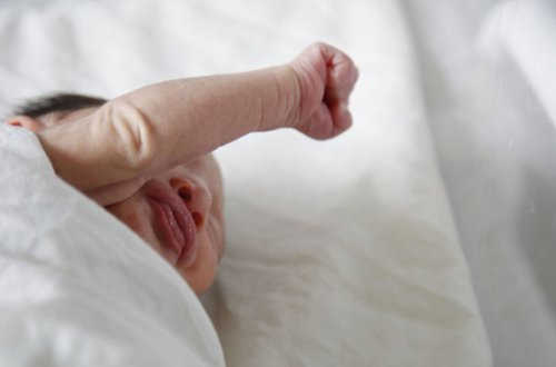 Peyvənd olunmayan uşaqların valideynlərinin diqqətinə: Əmr imzalandı