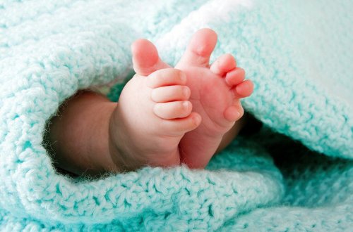 Doğuş zamanı zədə alan körpə 5 gün sonra ÖLDÜ