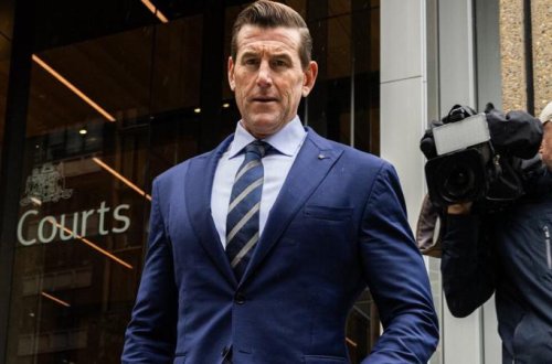 Hərbi cinayətlər törətməkdə ittiham olunan keçmiş əsgər zaminə buraxılıb