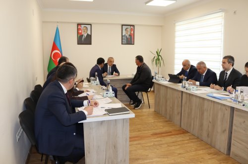 Azərbaycan Dövlət Su Ehtiyatları Agentliyinin sədri Xankəndi şəhərində vətəndaşlarla görüşüb